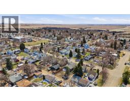 56 Iroquois Street W, Moose Jaw, SK S6H5A5 Photo 60