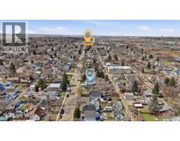 56 Iroquois Street W, Moose Jaw, SK S6H5A5 Photo 65