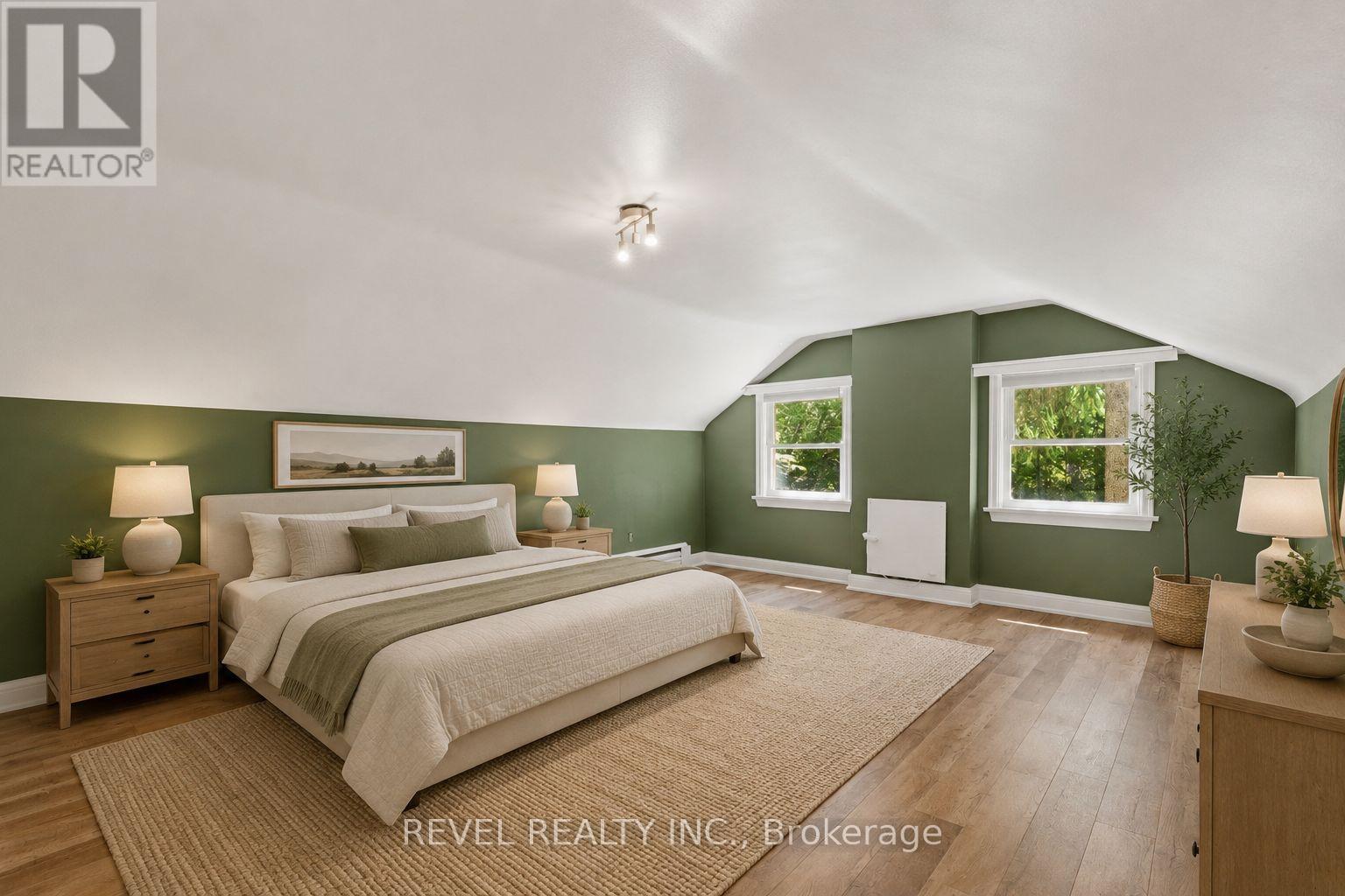 41 MILL STREET - 24