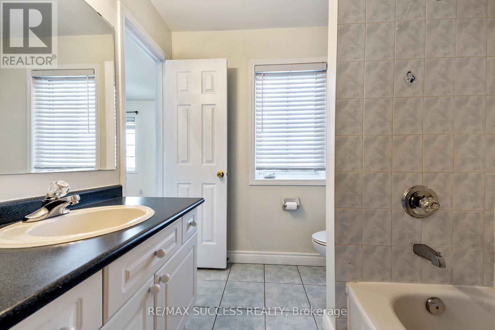 3752 MILKWOOD CRESCENT - 28