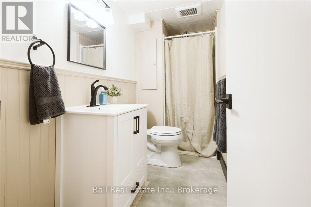 78 LAKESHORE BOULEVARD - 31