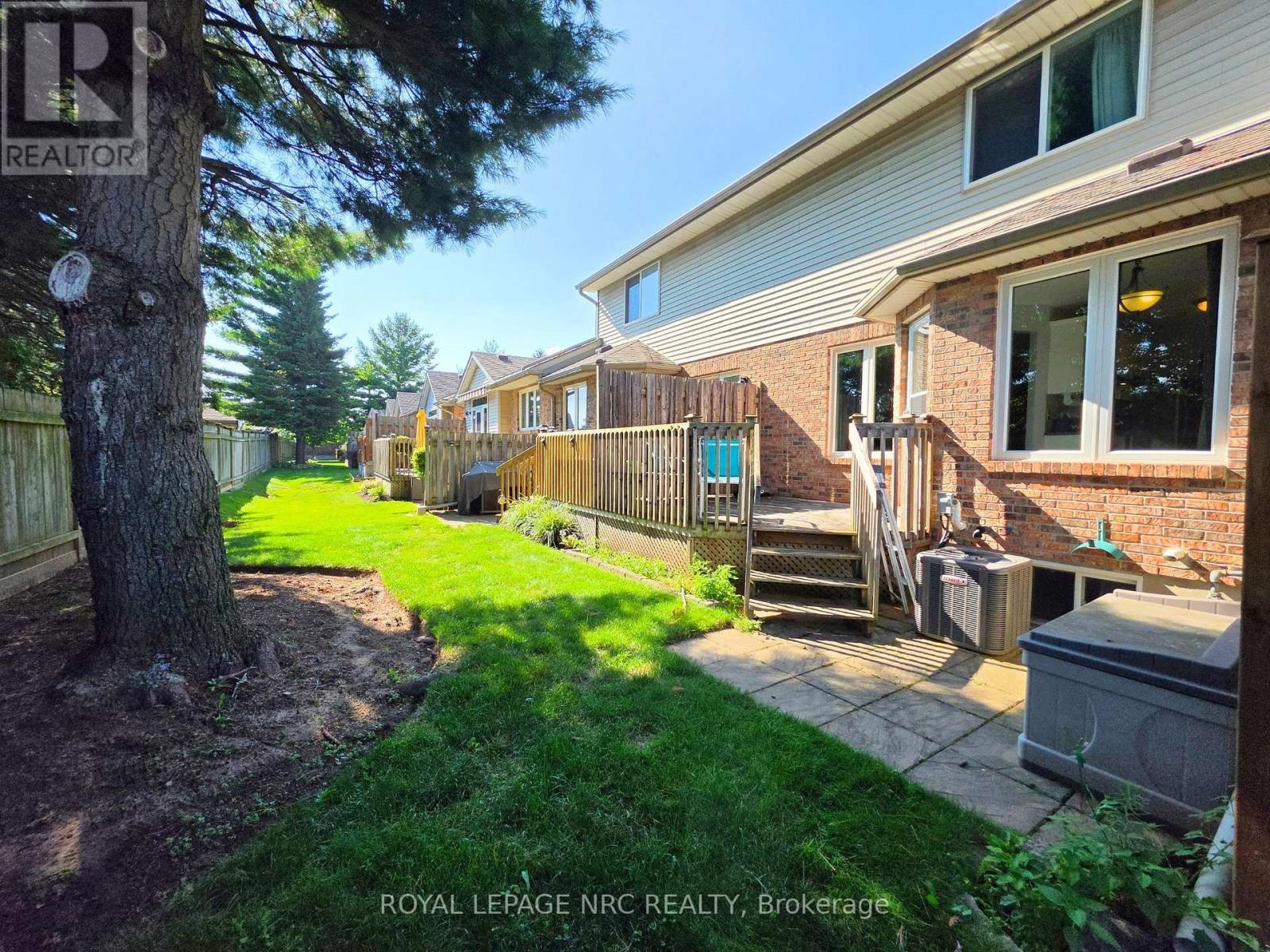 #28 5070 DRUMMOND ROAD - 50