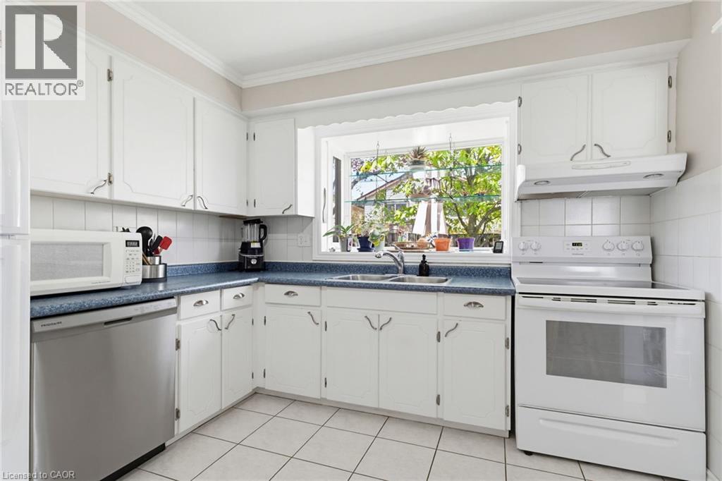 118 NAPOLI Drive - 11
