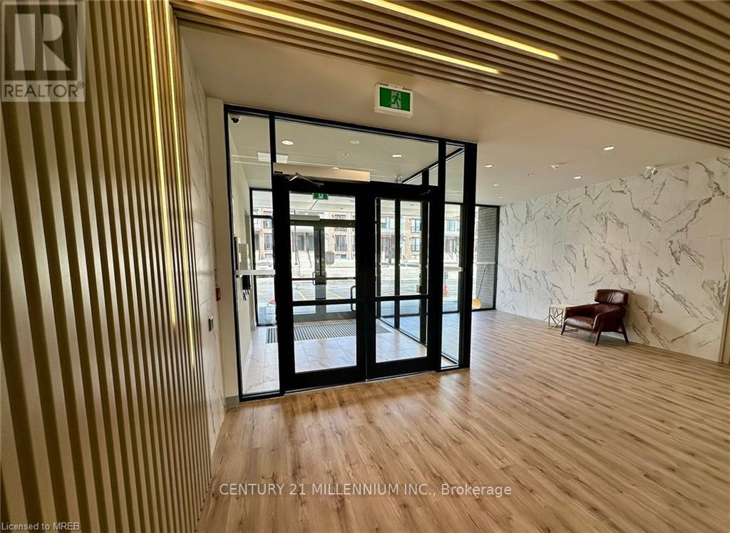 611 - 107 ROGER STREET — photo 2