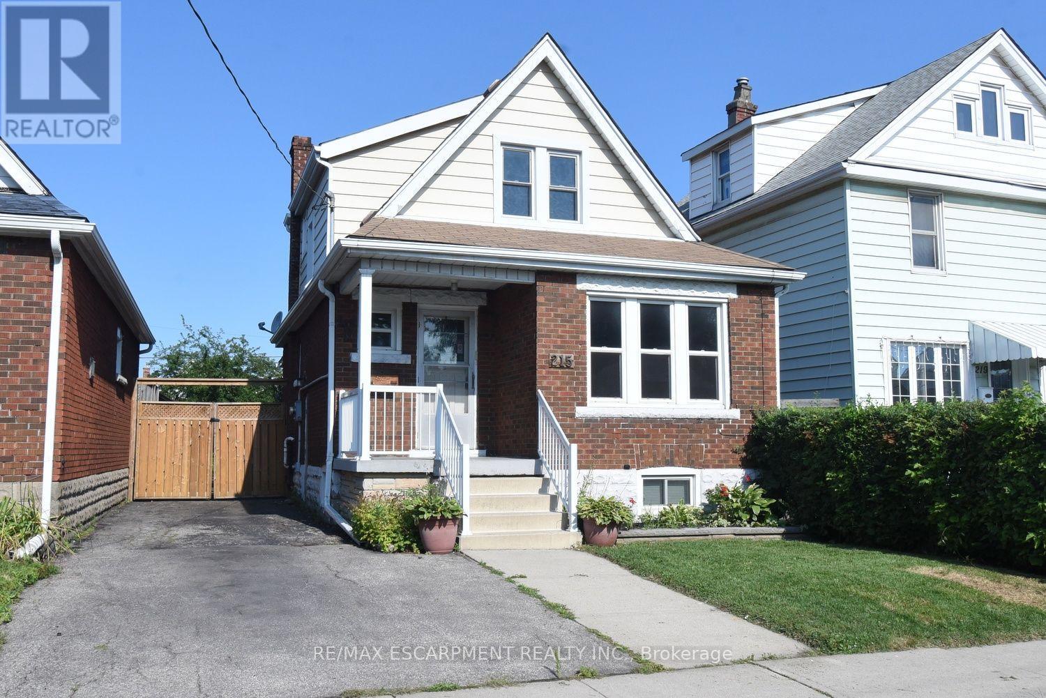 Photo of 215 Paling Avenue