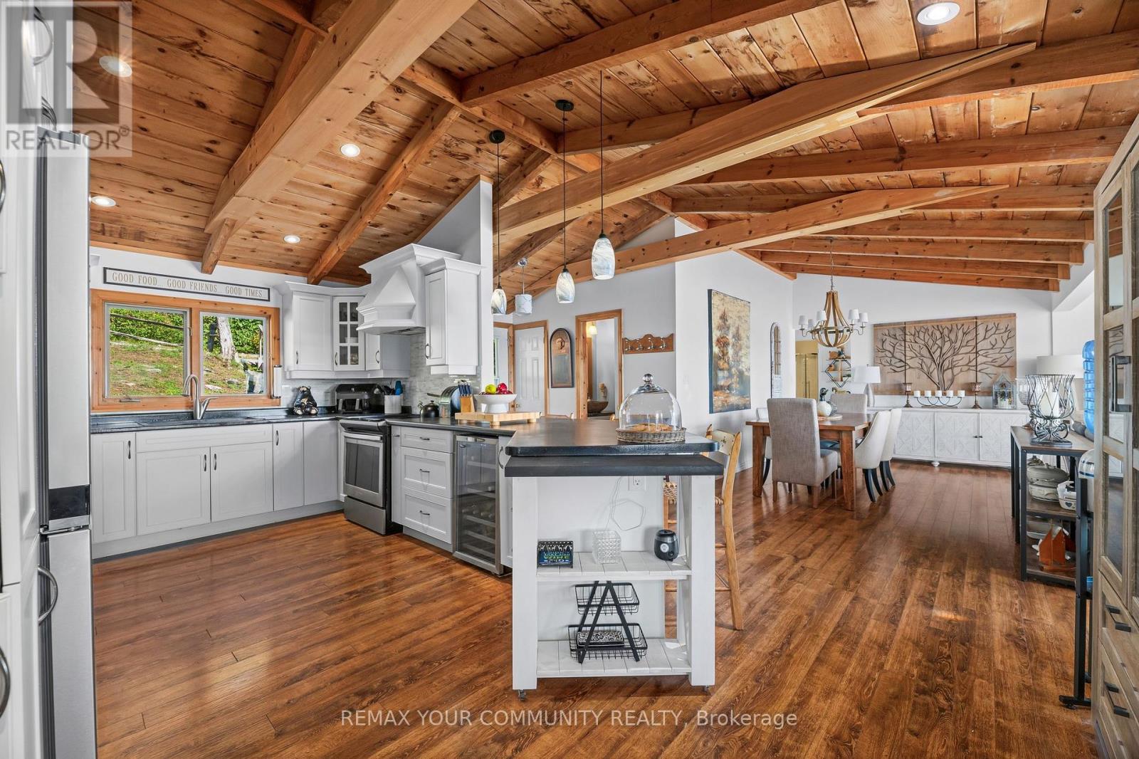 511 EAST CLEAR BAY ROAD - 9