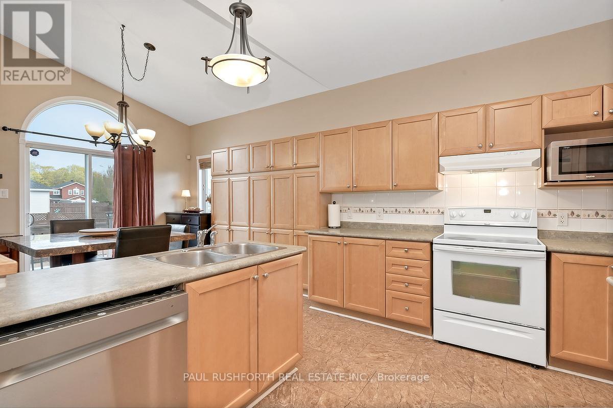 356 CENTENAIRE STREET - Image 17