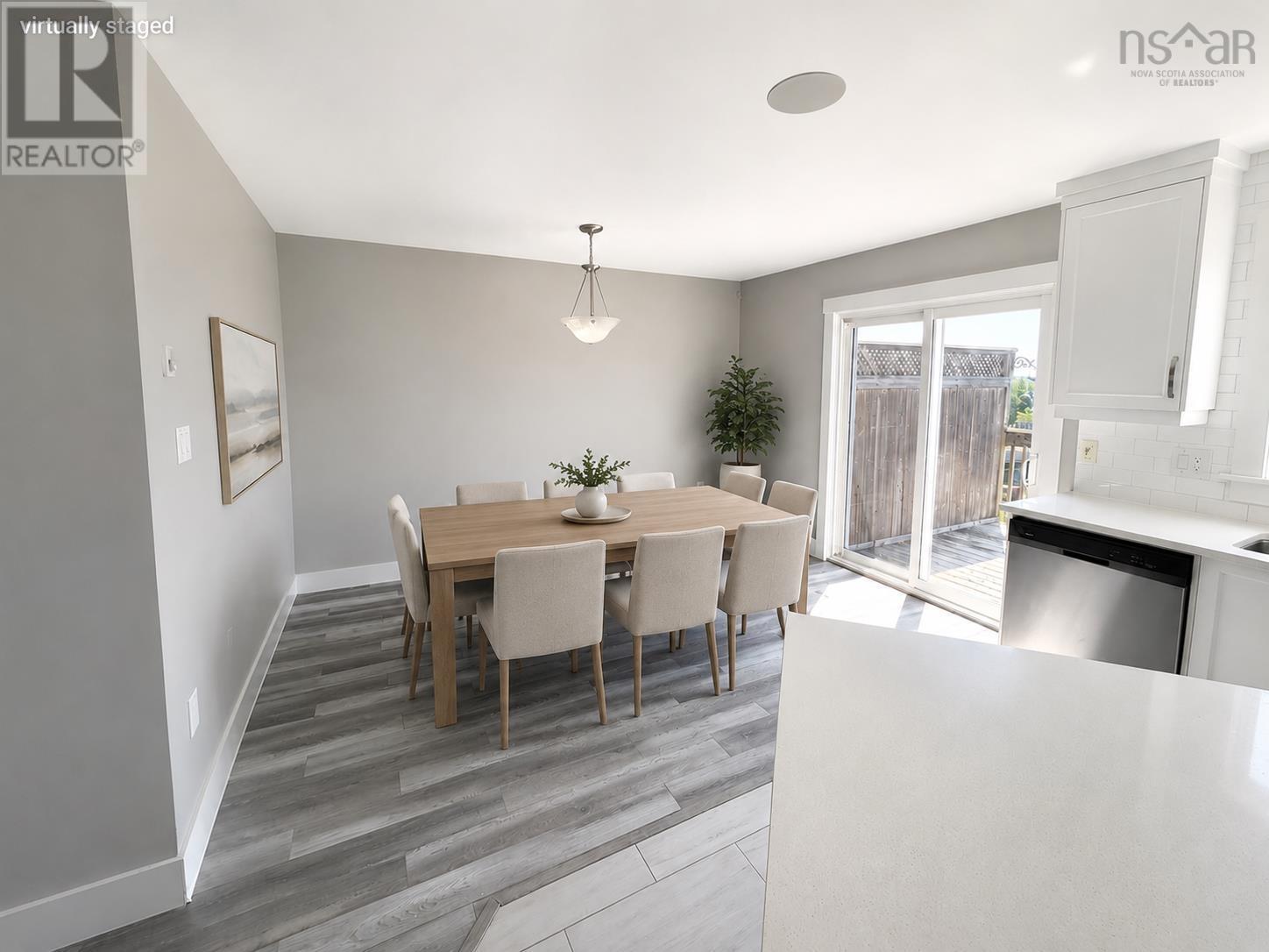 137 EXECUTIVE Drive - 17