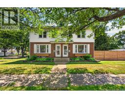 72-74 Burlington Avenue, photo 2