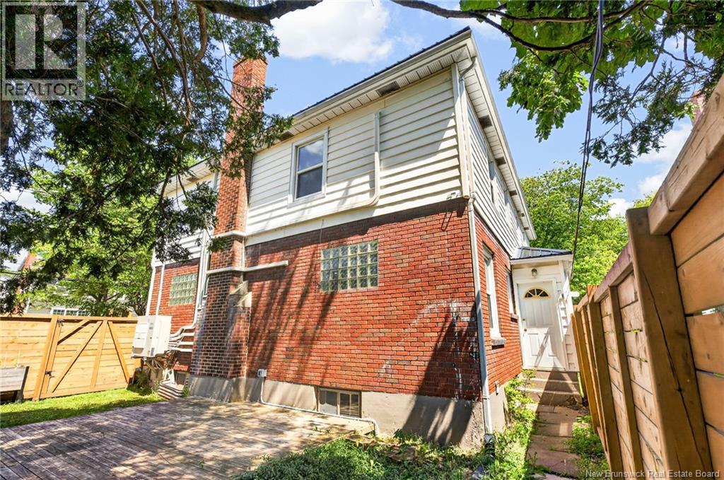 72-74 Burlington Avenue - 27