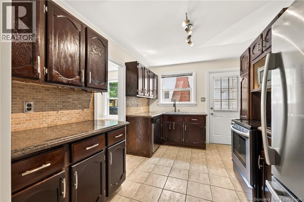 72-74 Burlington Avenue - 43