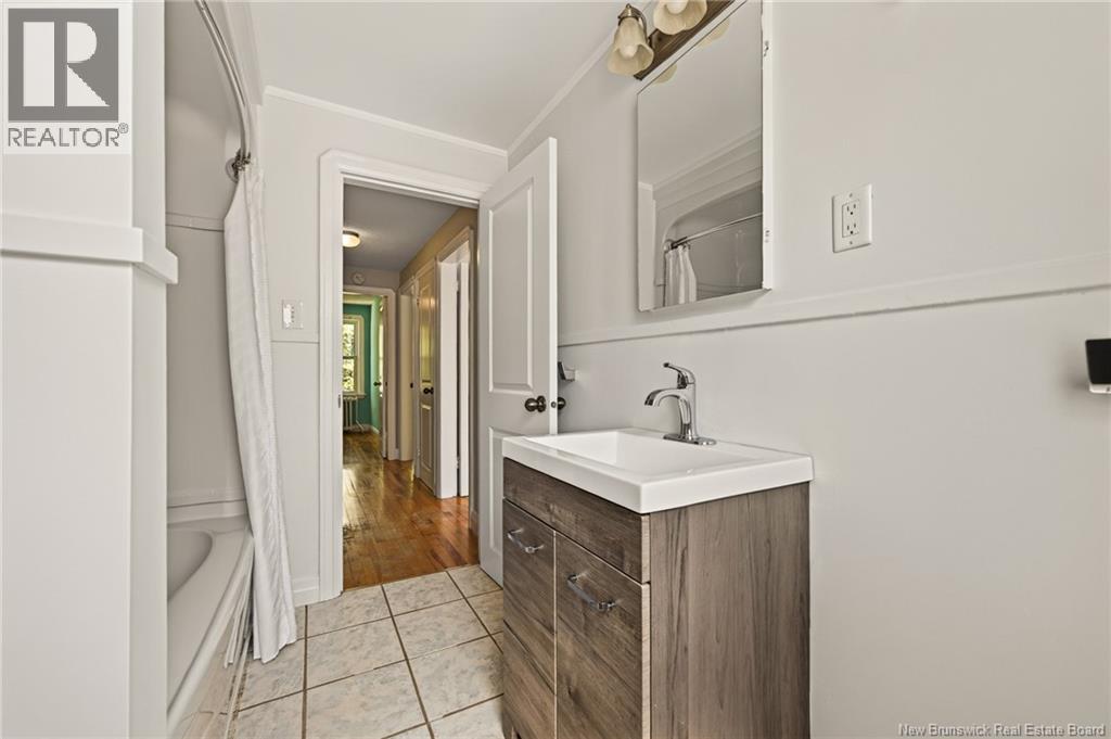 72-74 Burlington Avenue - 45