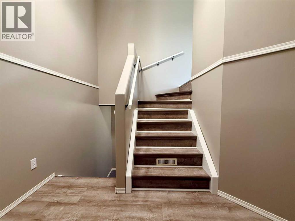 528 16 Street - Photo 5