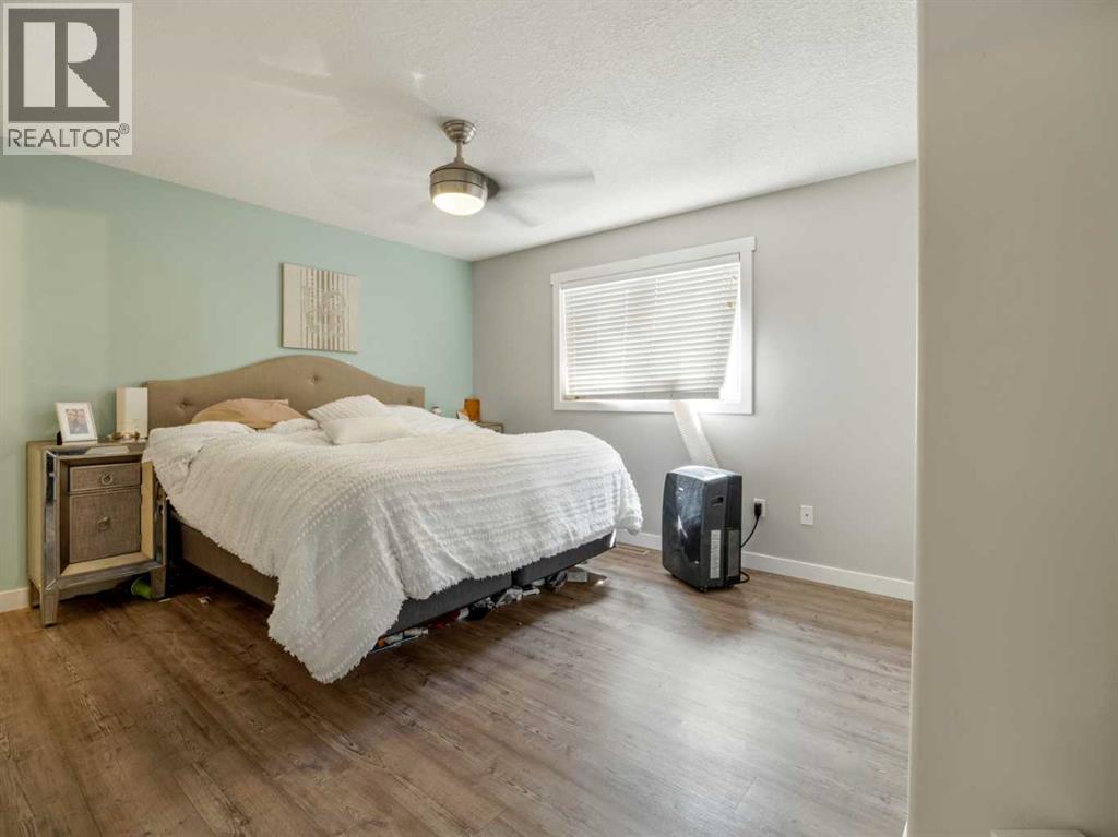 2244 18 Avenue - Image 19