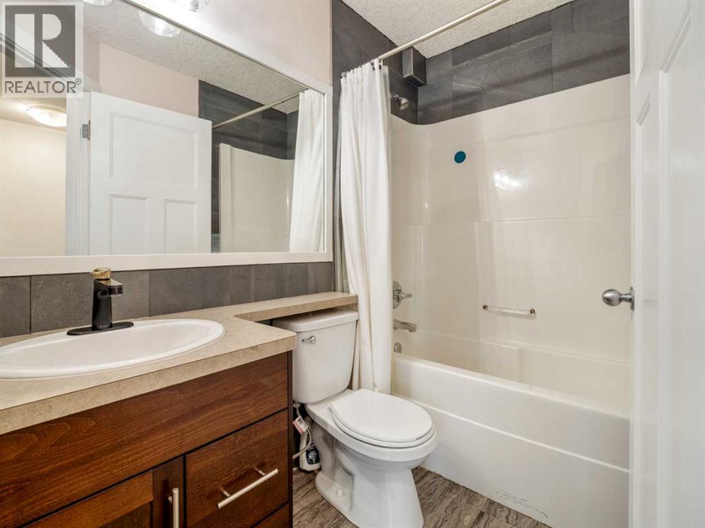 2244 18 Avenue - Image 24