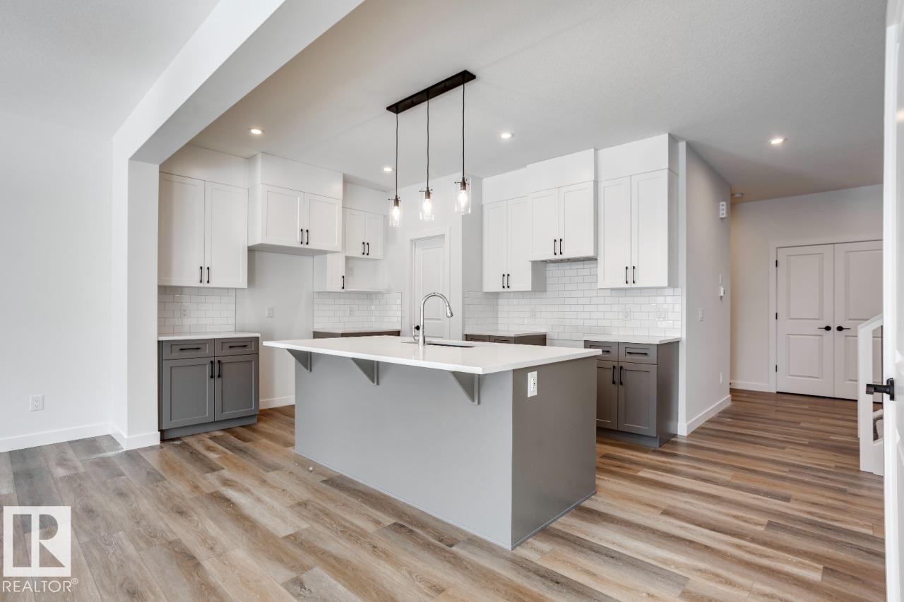 33 AXELWOOD CR - Image 3