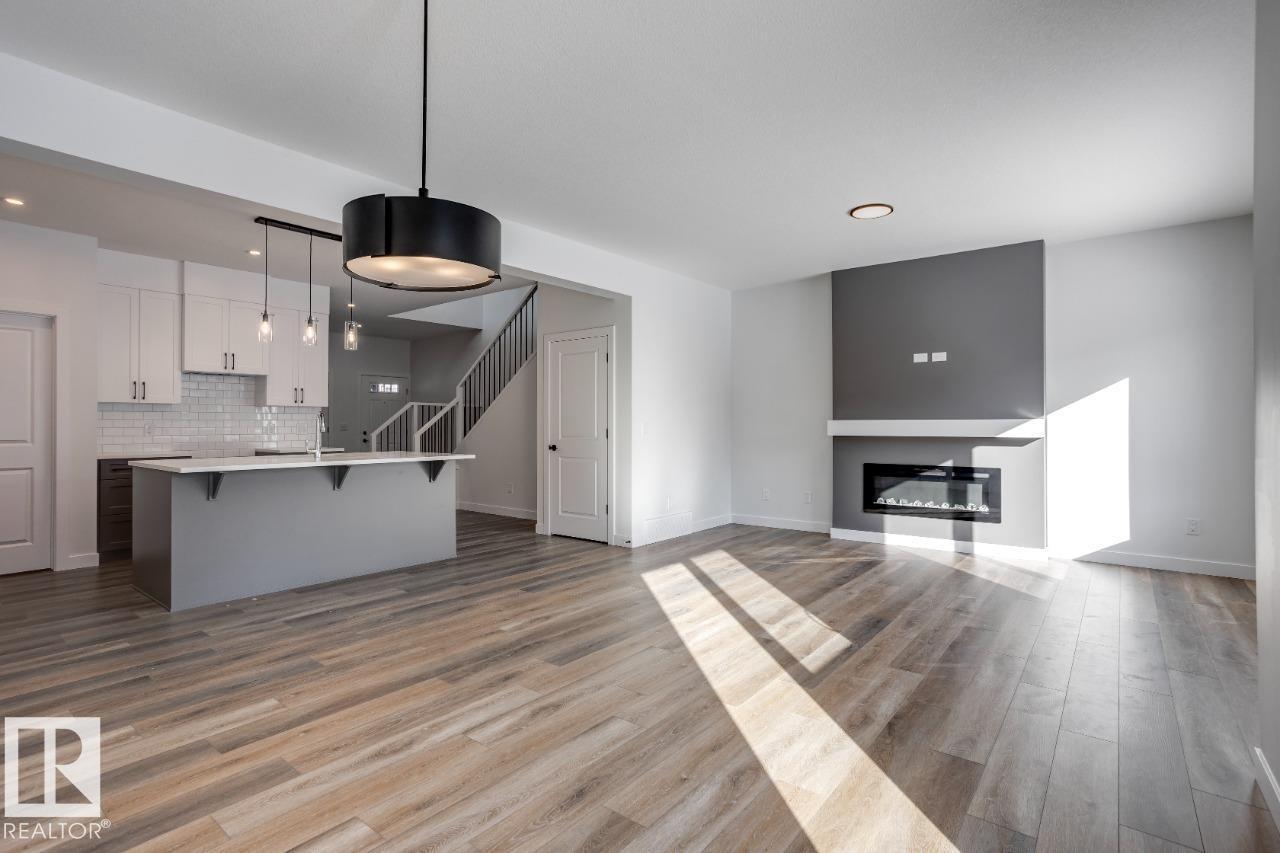 33 AXELWOOD CR - Image 4