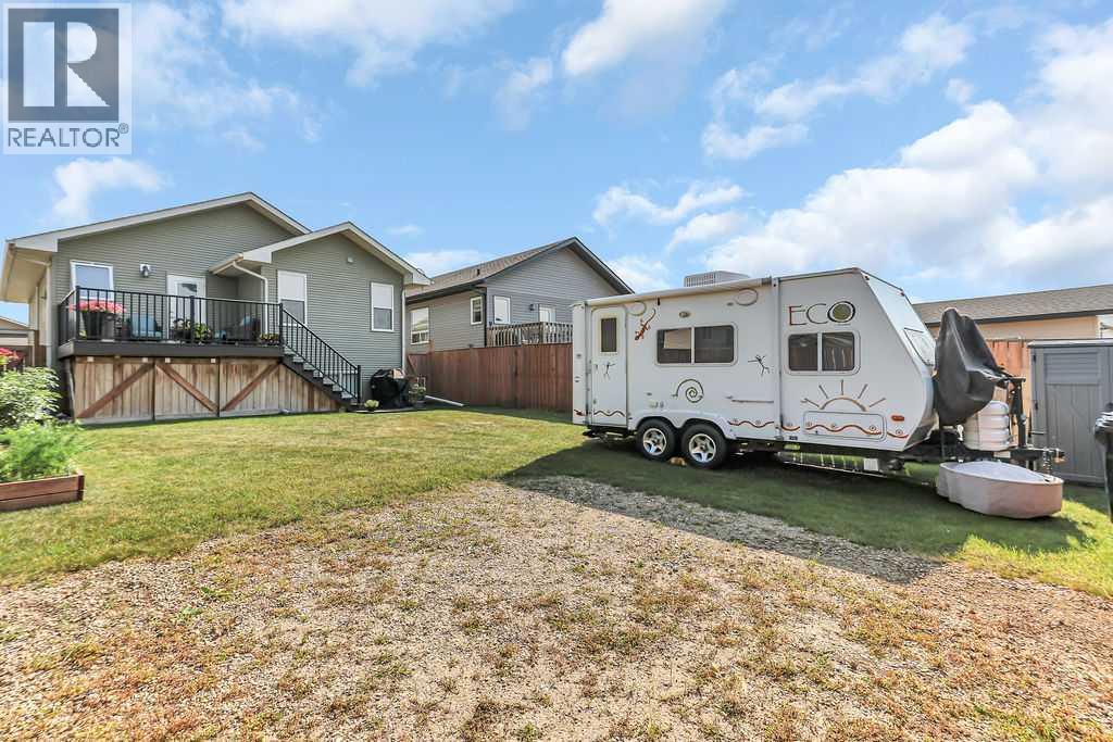 212 Cedar Square - Image 38