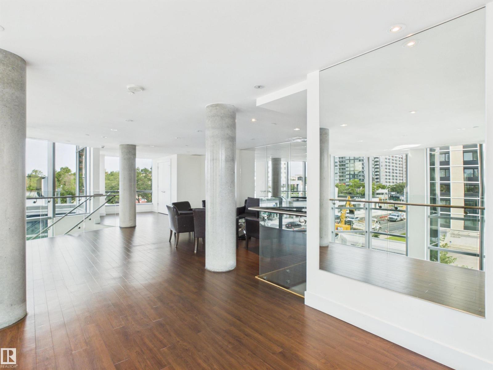 #307 11969 JASPER AV NW - 31