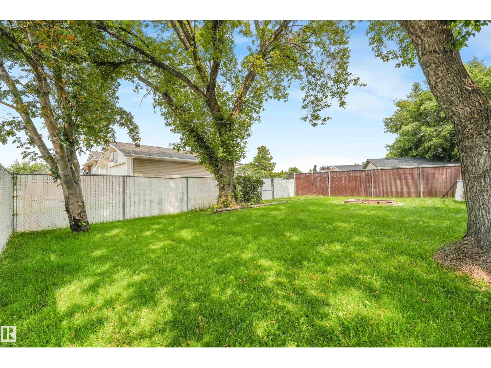 141 CAMELOT AV - Image 9