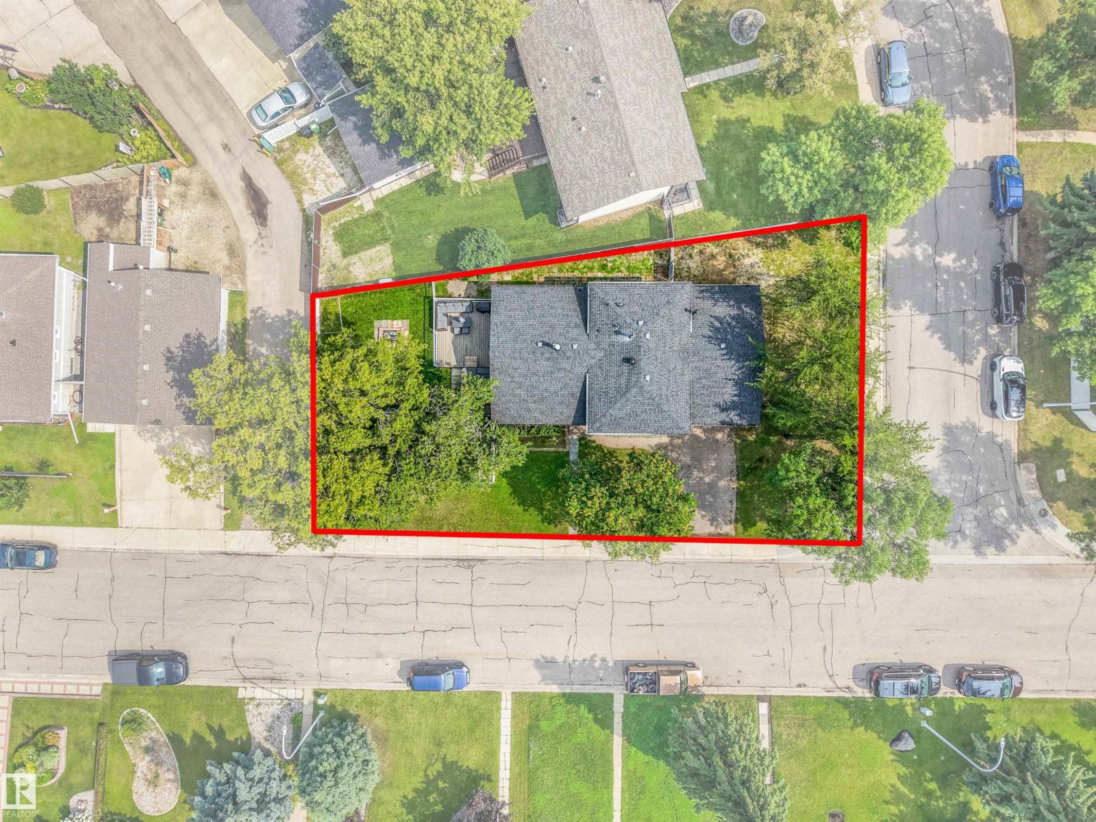 141 CAMELOT AV - Image 47