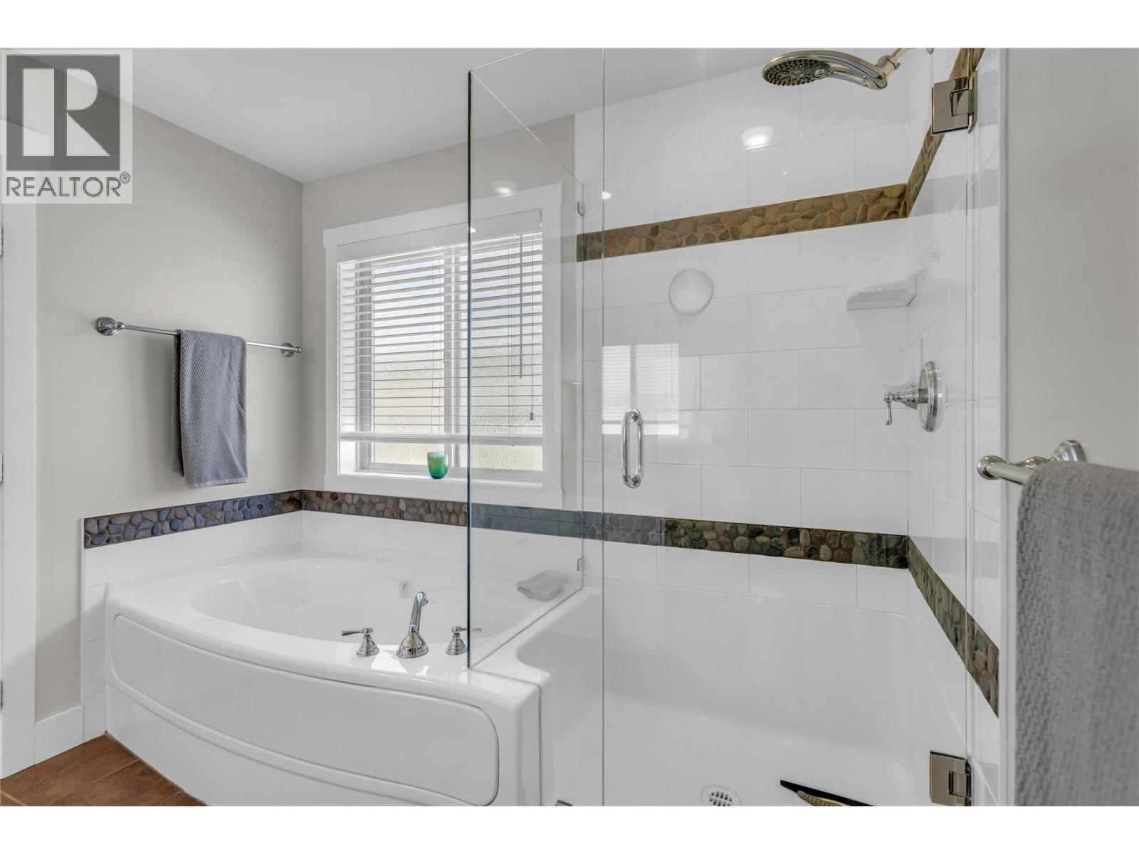 2493 Ironridge Road - 16