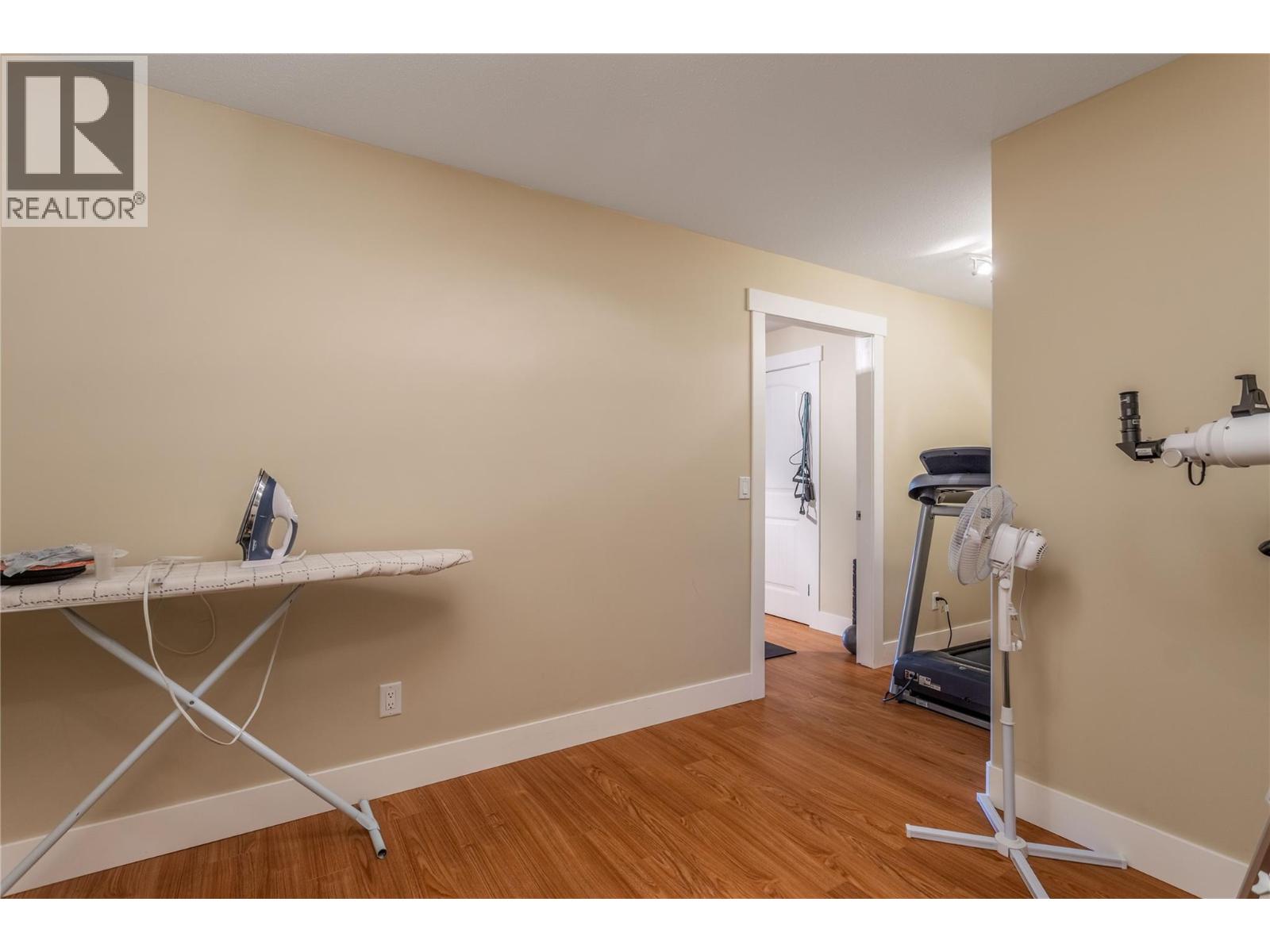 2493 Ironridge Road - 35