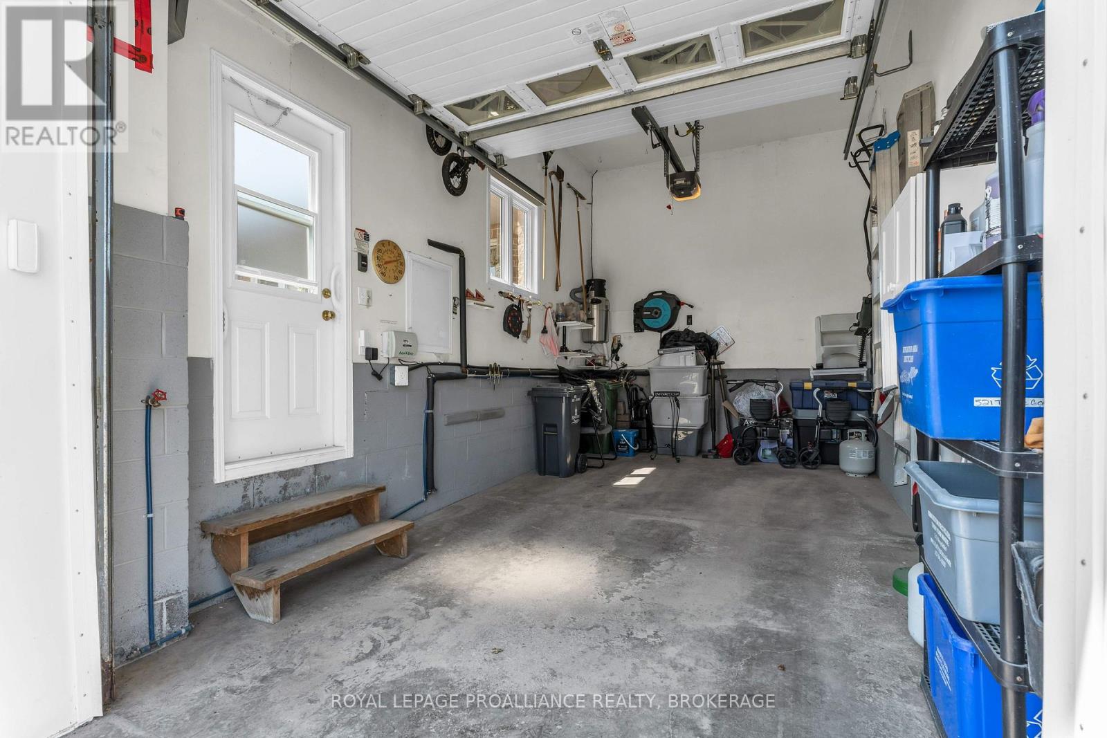 523 TRIMBLE GATE - 41
