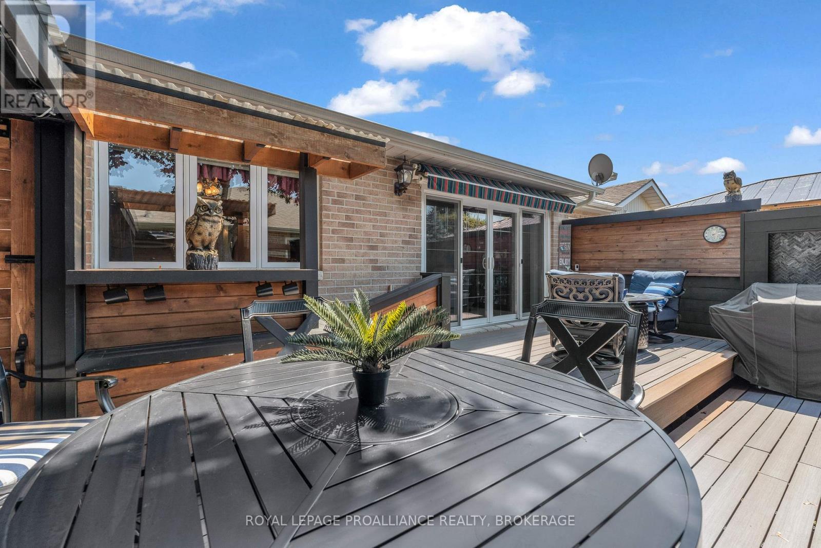 523 TRIMBLE GATE - 44