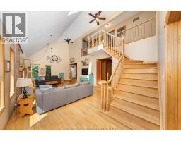 Living room/Fireplace - 1270 Mandaumin Road, Dawn Euphemia, ON N0P2M0 Photo 12