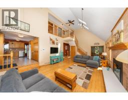 Primary Bedroom - 1270 Mandaumin Road, Dawn Euphemia, ON N0P2M0 Photo 8