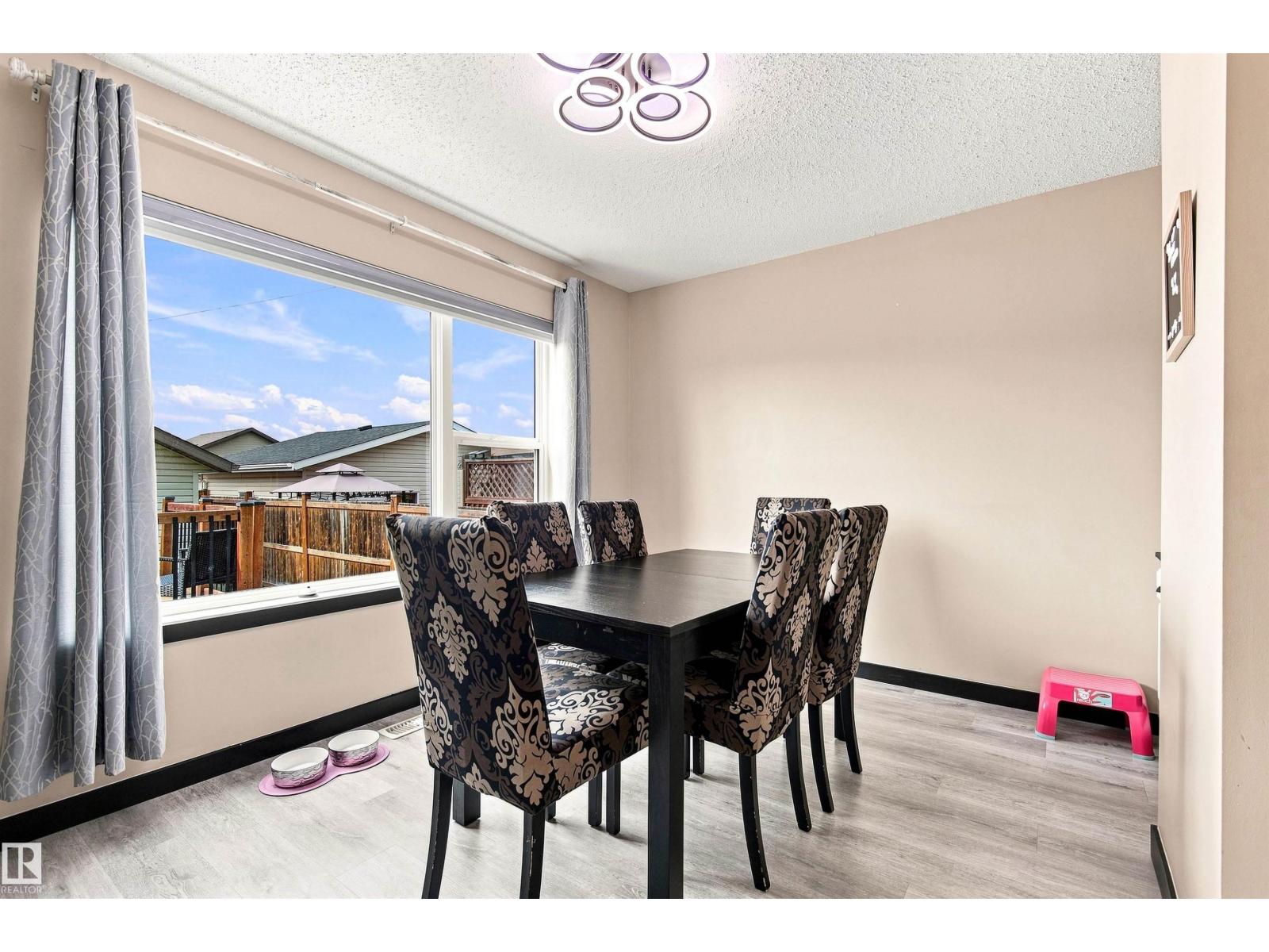 204 59 ST SW - 10
