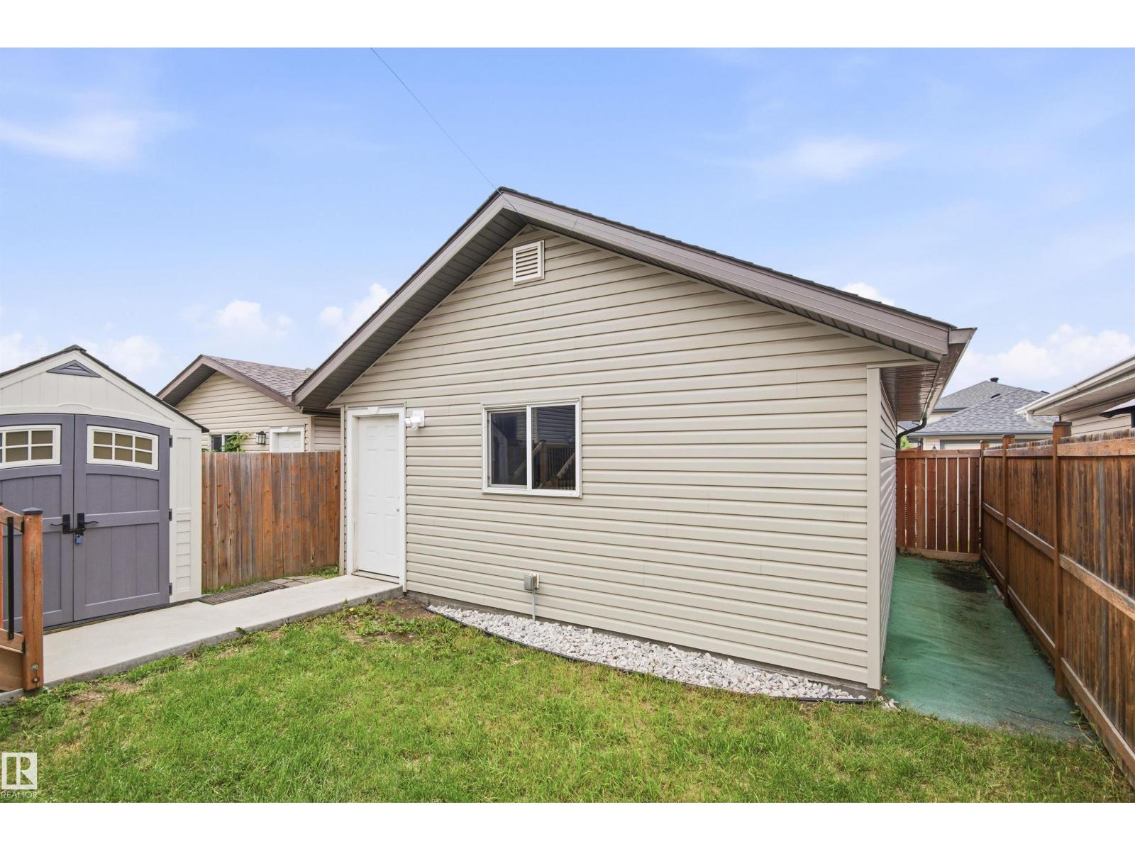 204 59 ST SW - Image 35