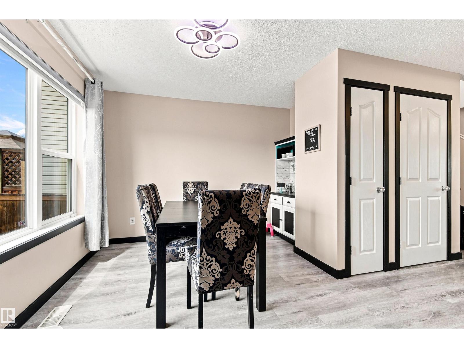 204 59 ST SW - 12