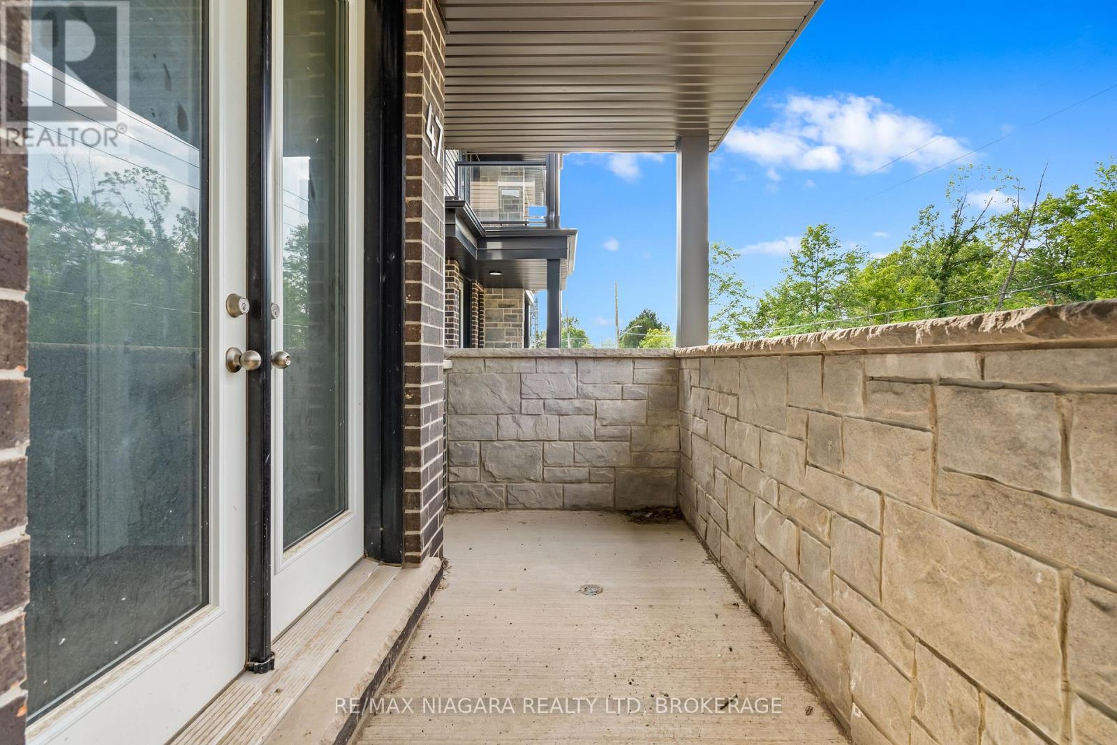 47 SUPERIOR STREET - 5
