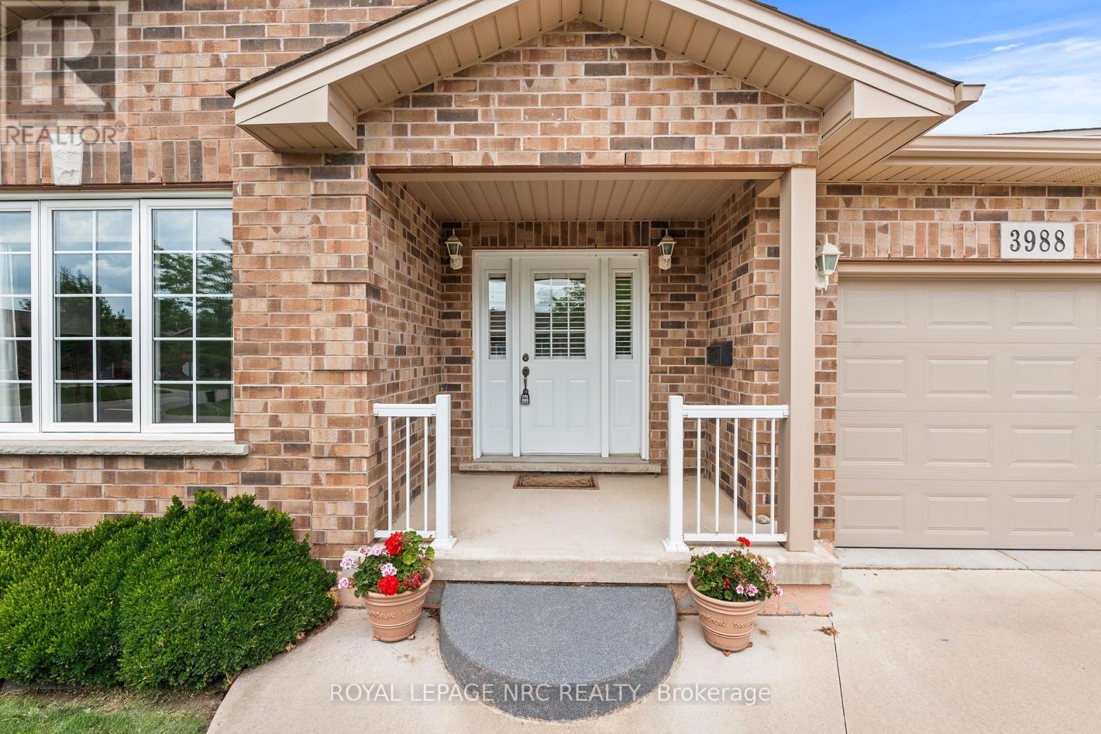 3988 SUNSET LANE - 2