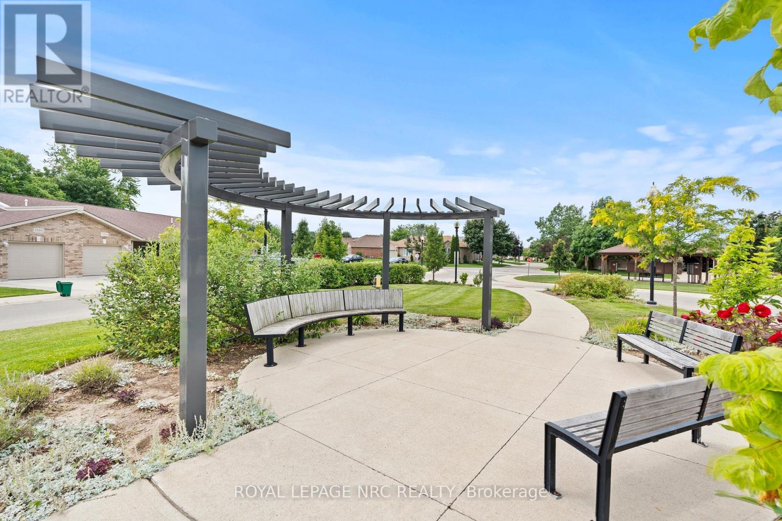 3988 SUNSET LANE - Image 26
