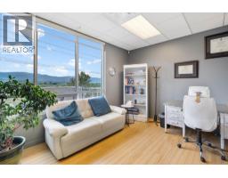 2040 Springfield Road Unit# 201, Kelowna, BC V1Y9N7 Photo 18
