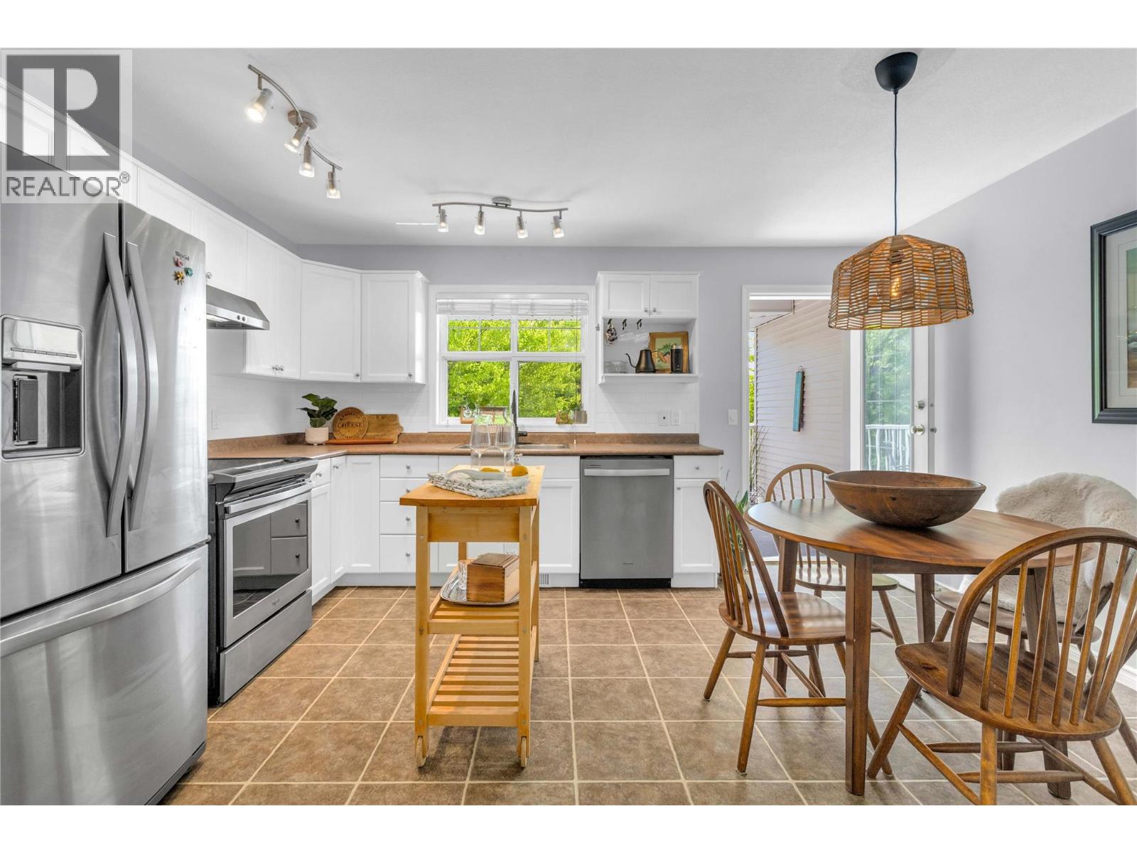 104 3825 Glen Canyon Drive, West Kelowna
