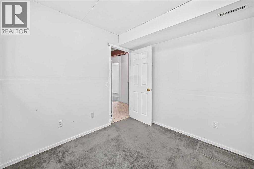 23 San Diego Manor NE - Image 19