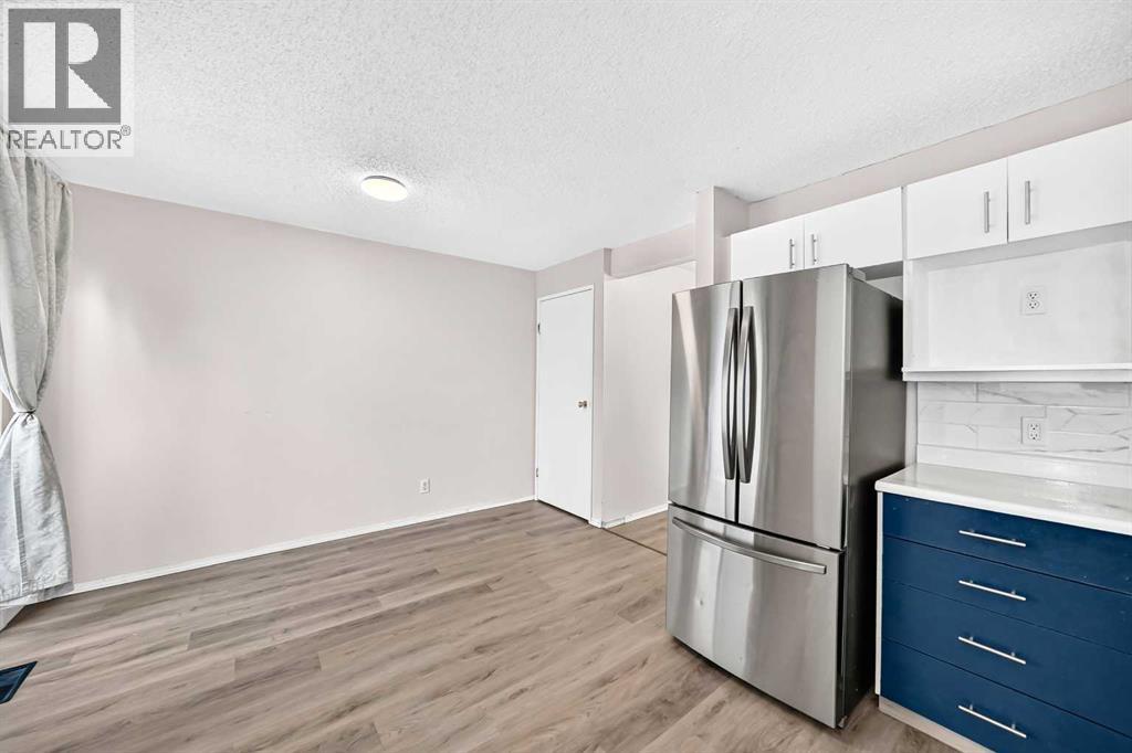 11 Falshire Terrace NE - 11