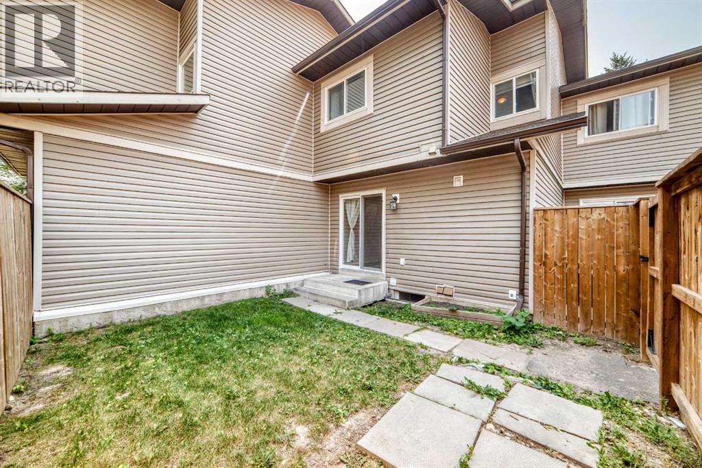 11 Falshire Terrace NE - 28