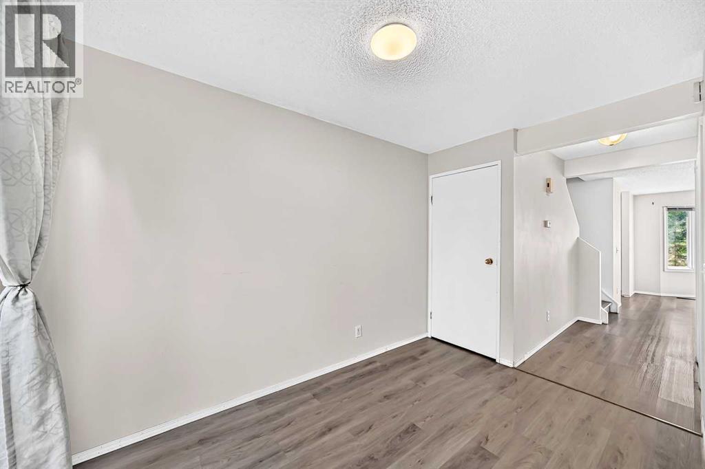 11 Falshire Terrace NE - 5