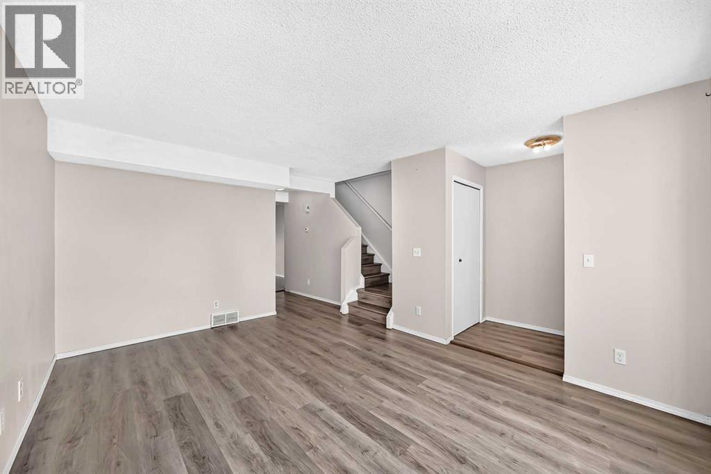 11 Falshire Terrace NE - 6