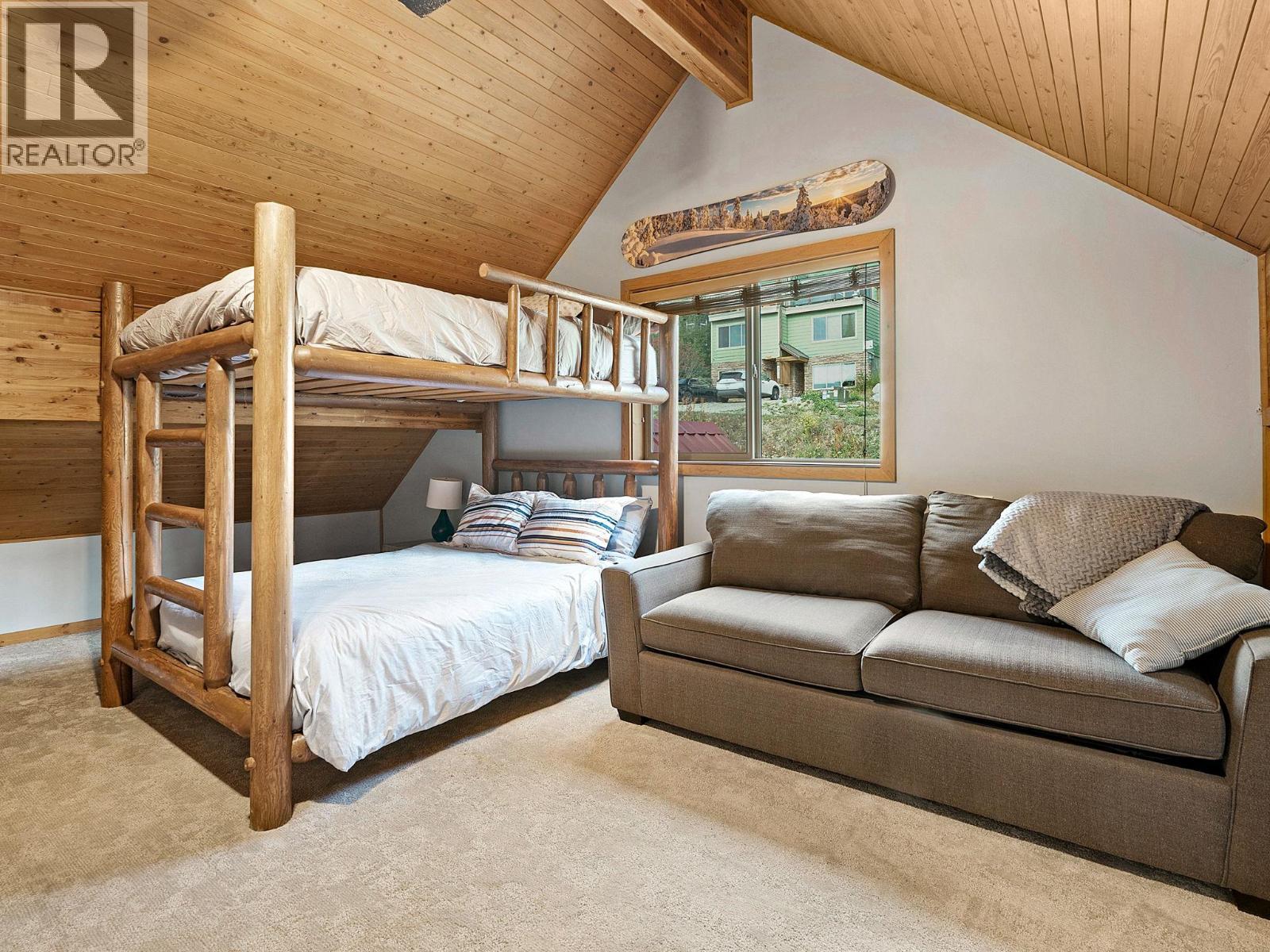 4833 Snow Pines Road, Big White