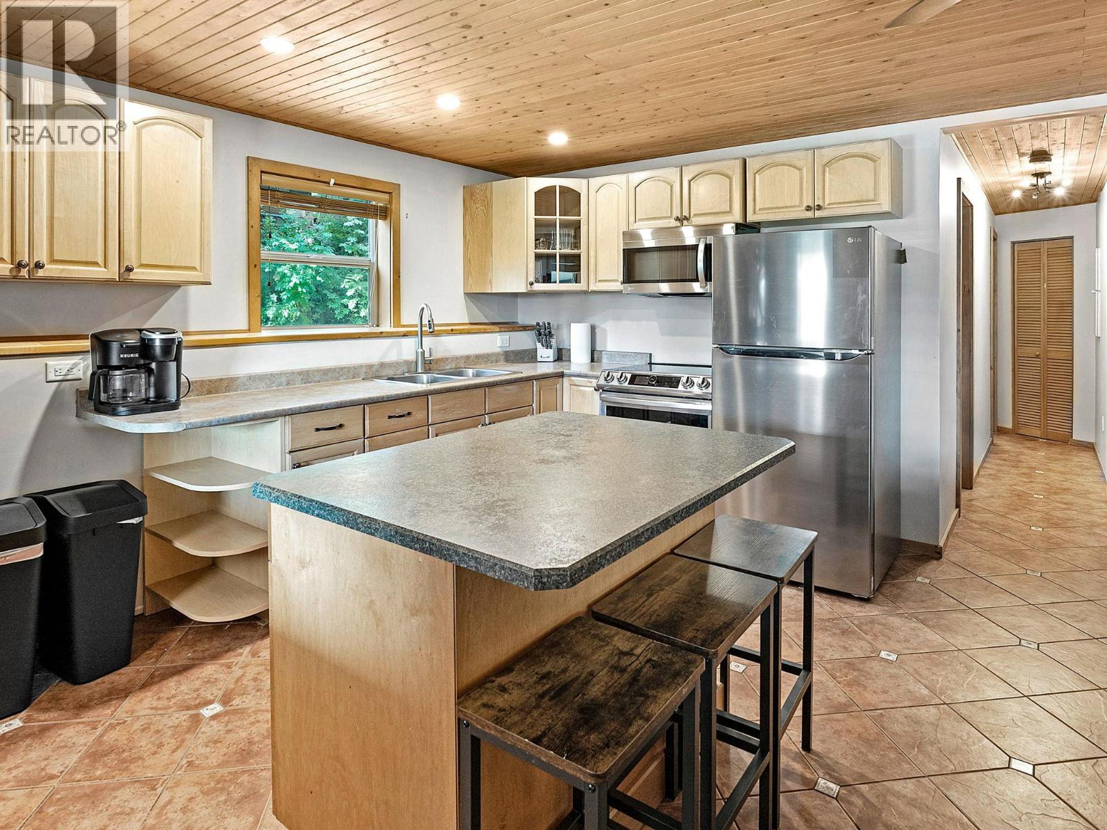 4833 Snow Pines Road - 23