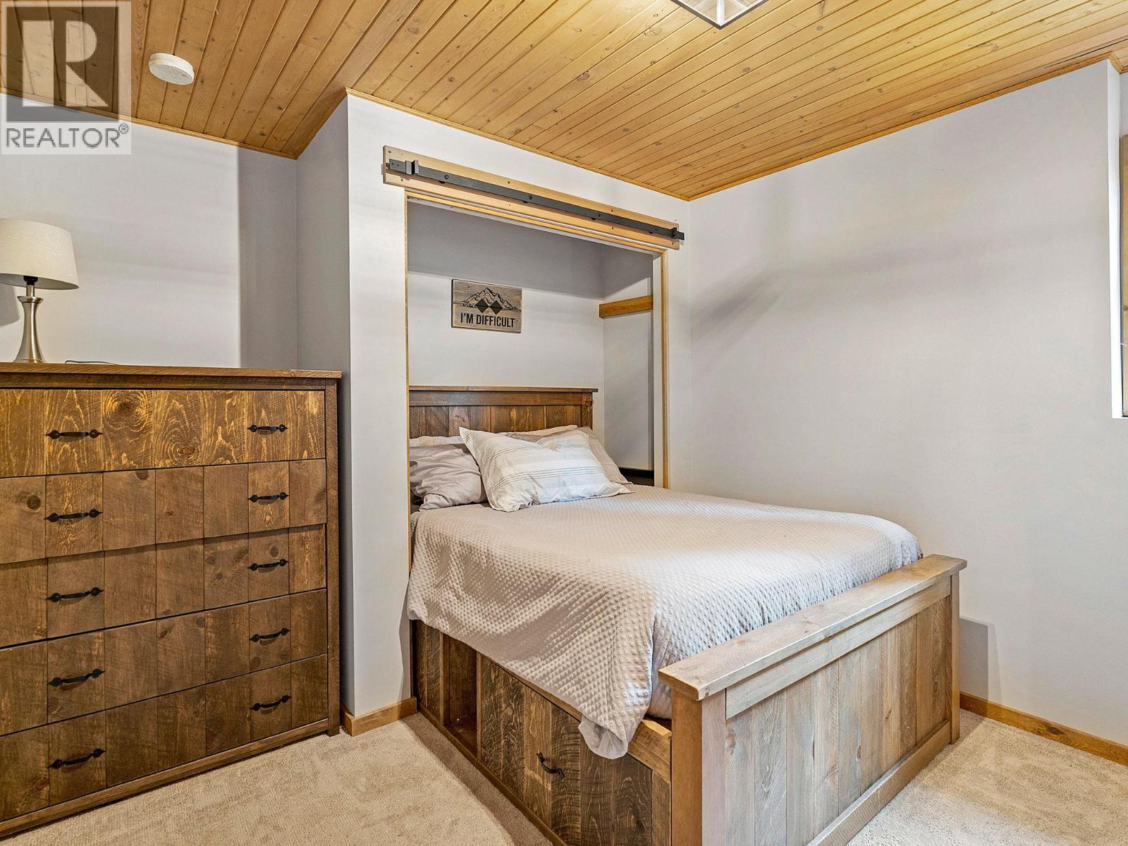 4833 Snow Pines Road, Big White