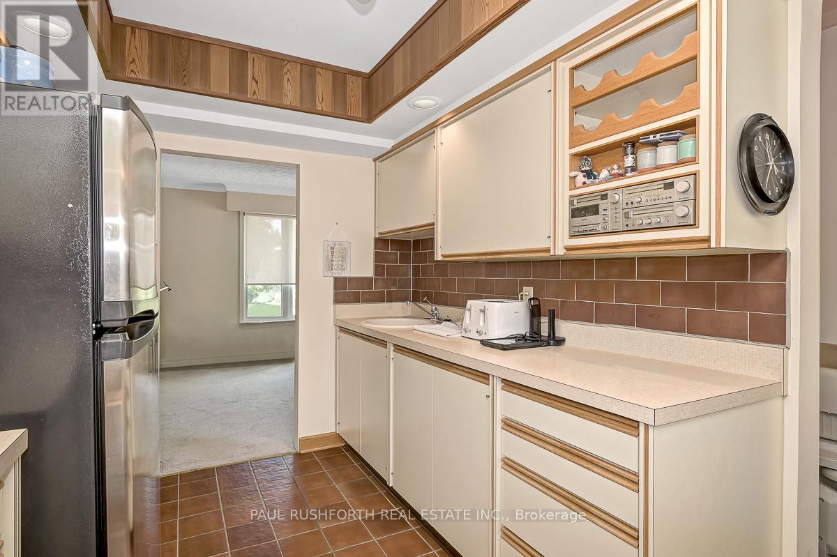 235 ELGIN STREET W - 10