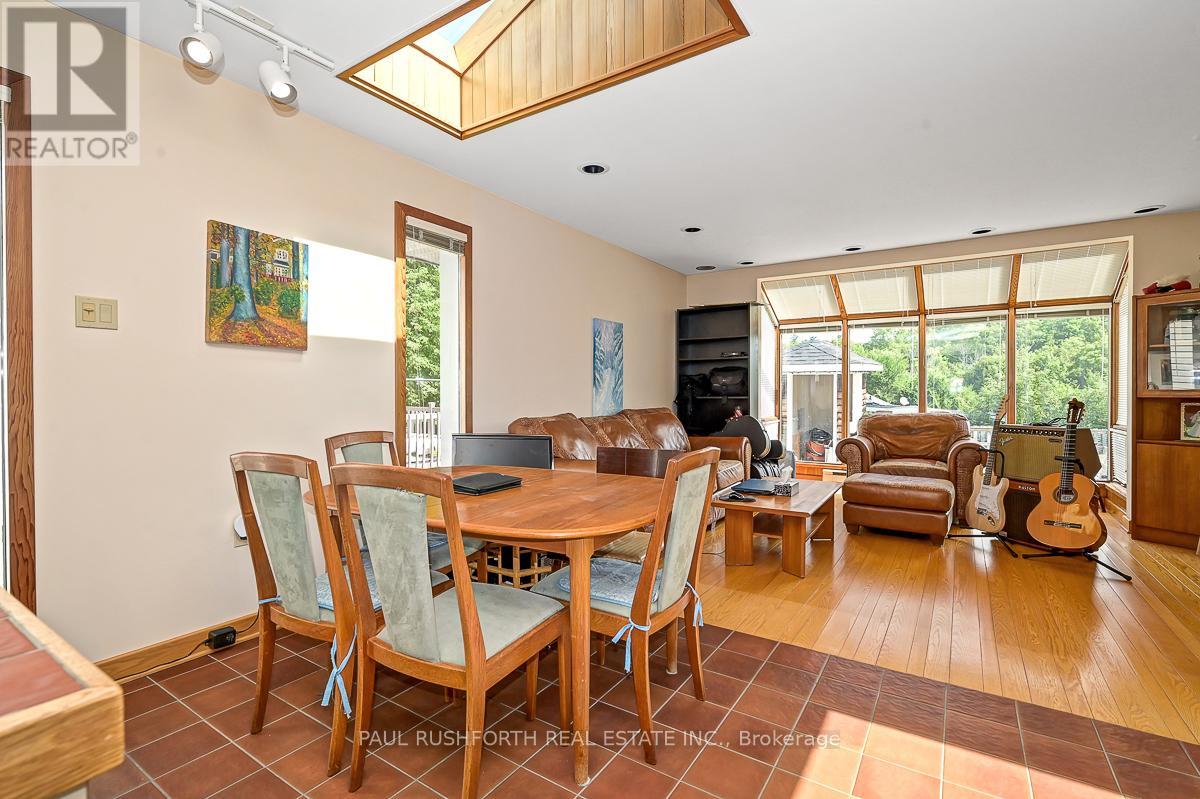 235 ELGIN STREET W - 8