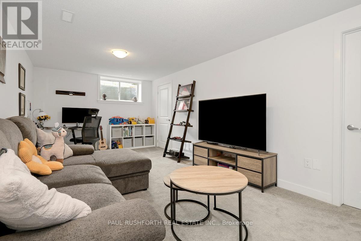 3 Bed, 3 Bath House for Sale in Ottawa – 629 KNOTRIDGE STREET, Ottawa – MLS# X13136450 - Image 58